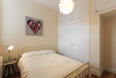 2 bed house, Howard Gardens, Adamstown, Cardiff, CF240EF - Image 10